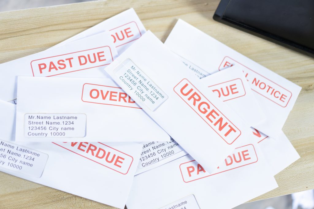 5 signs it’s time to call in a collection agency